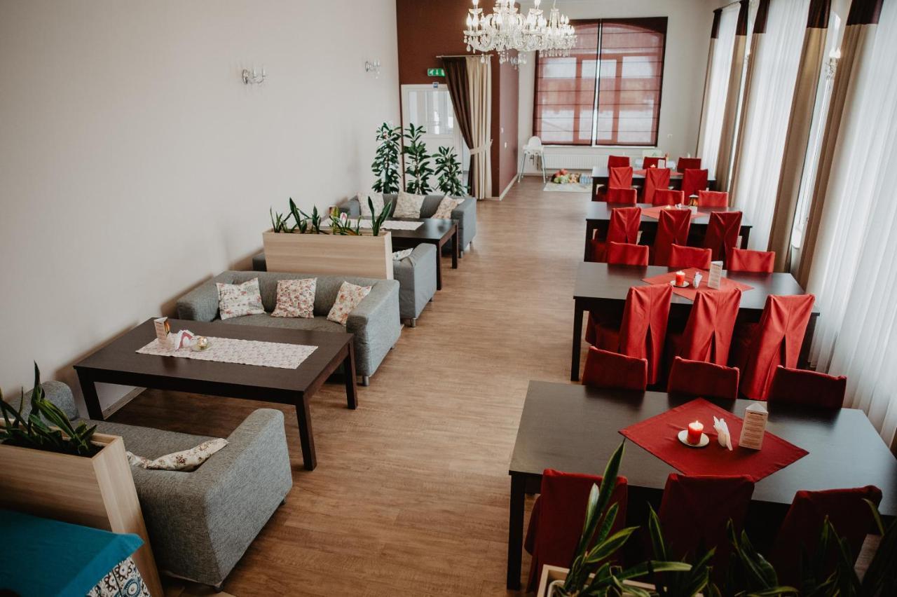 Hotel Zacisze Bratkowice Exterior foto